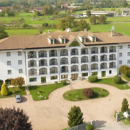 River Hotel Giaveno Екстер'єр фото