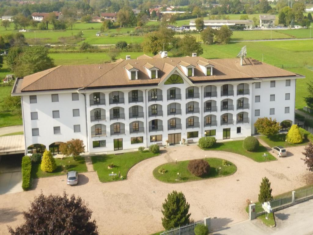 River Hotel Giaveno Екстер'єр фото